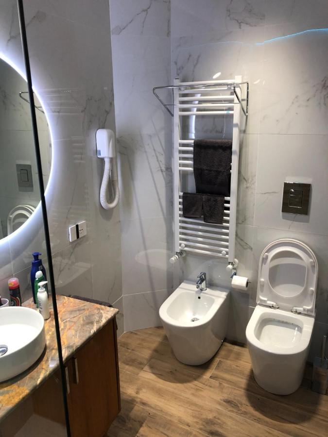 New! Cute Apartment Rom